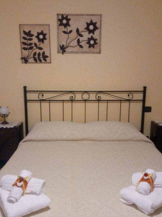 L'Agrifoglio Di Emy Bed & Breakfast กุซปีนี ภายนอก รูปภาพ