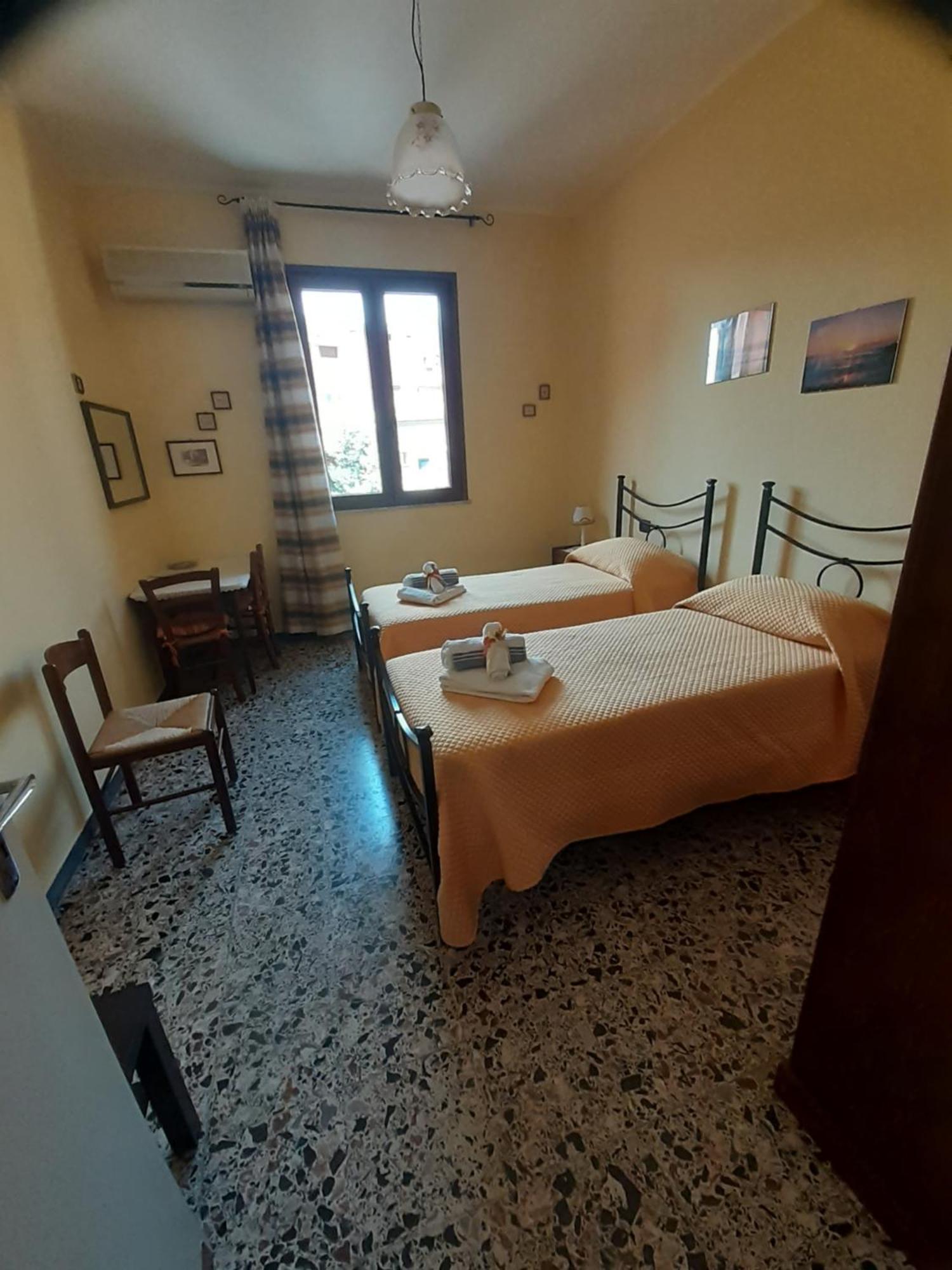 L'Agrifoglio Di Emy Bed & Breakfast กุซปีนี ภายนอก รูปภาพ